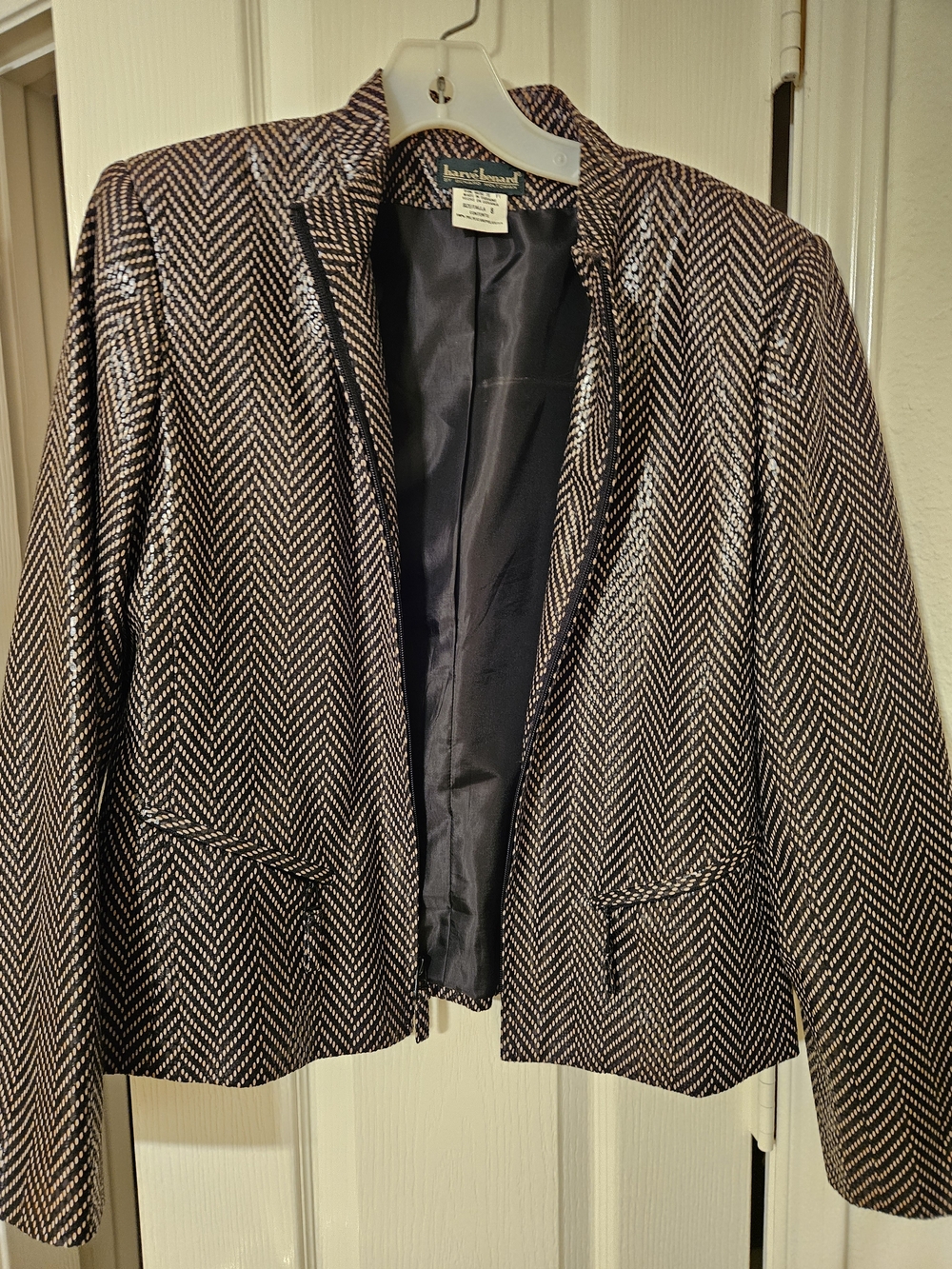 Harve Benard Black & Green Jacket with Soft  Dot Pattern - Picture 3 of 10